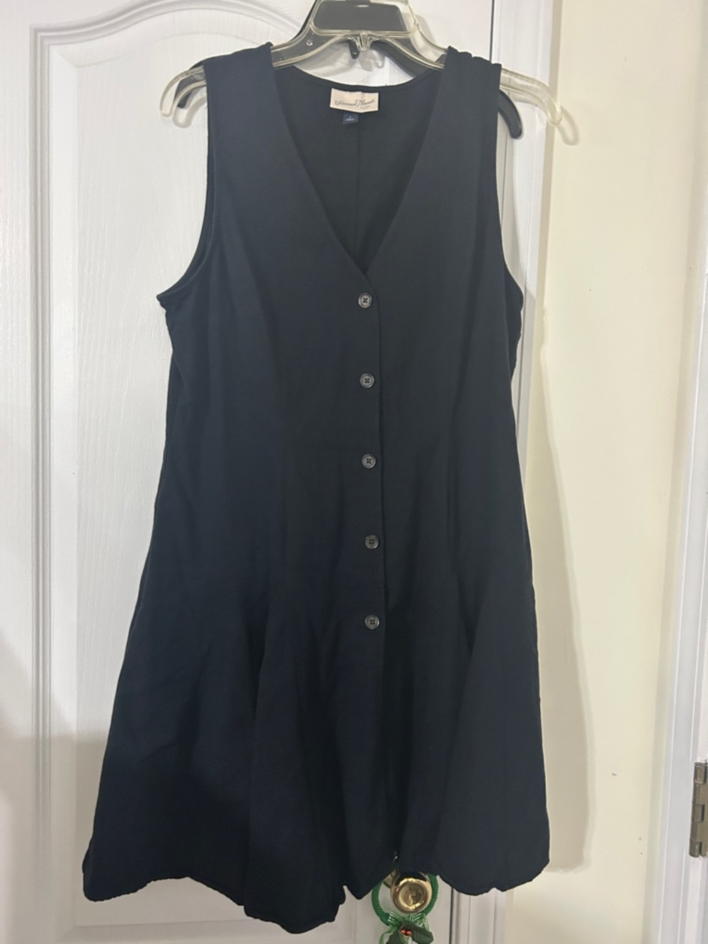 Universal Thread Black Sleeveless Dress